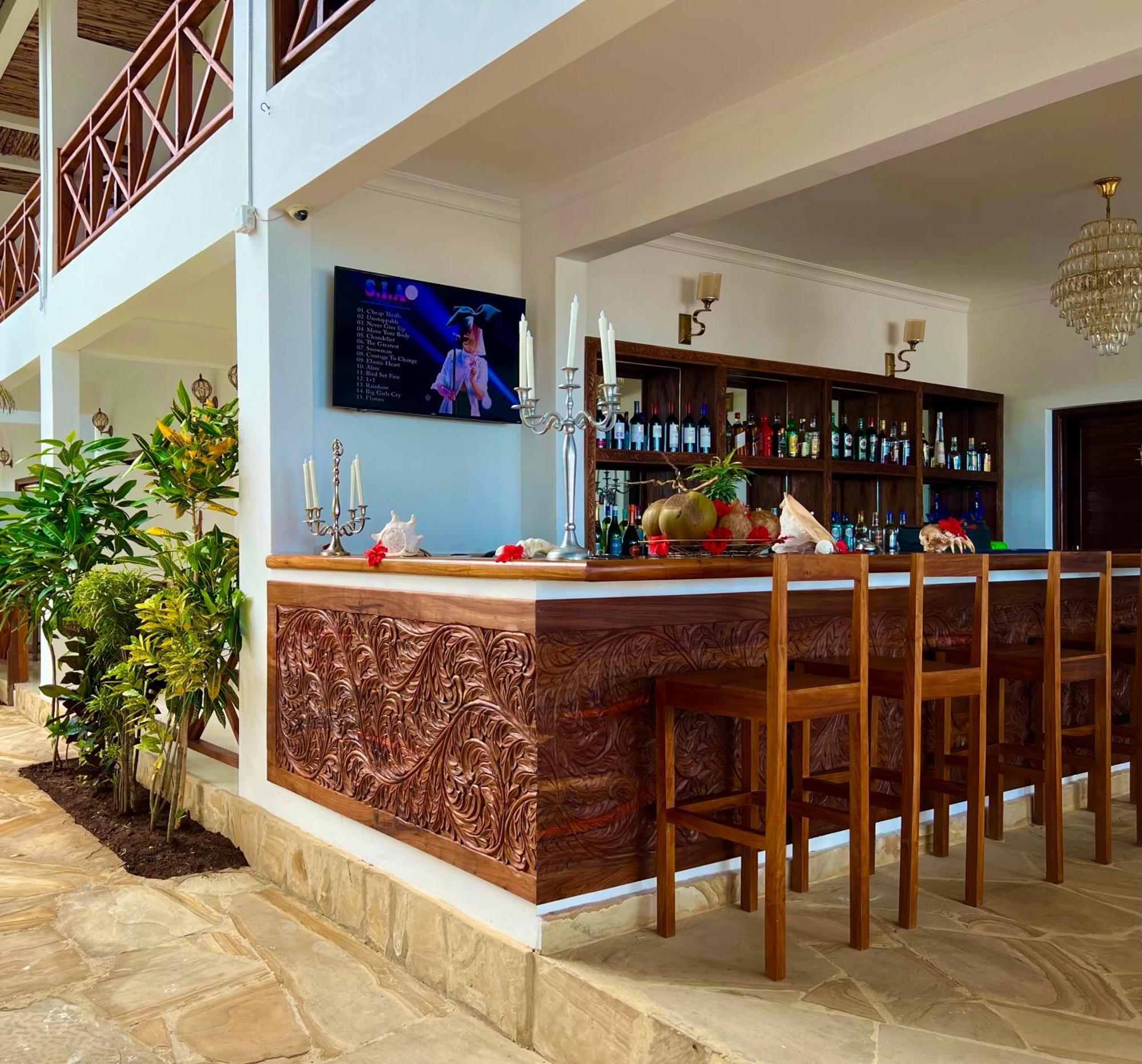 Karibu Beach Resort Pongwe Exteriér fotografie