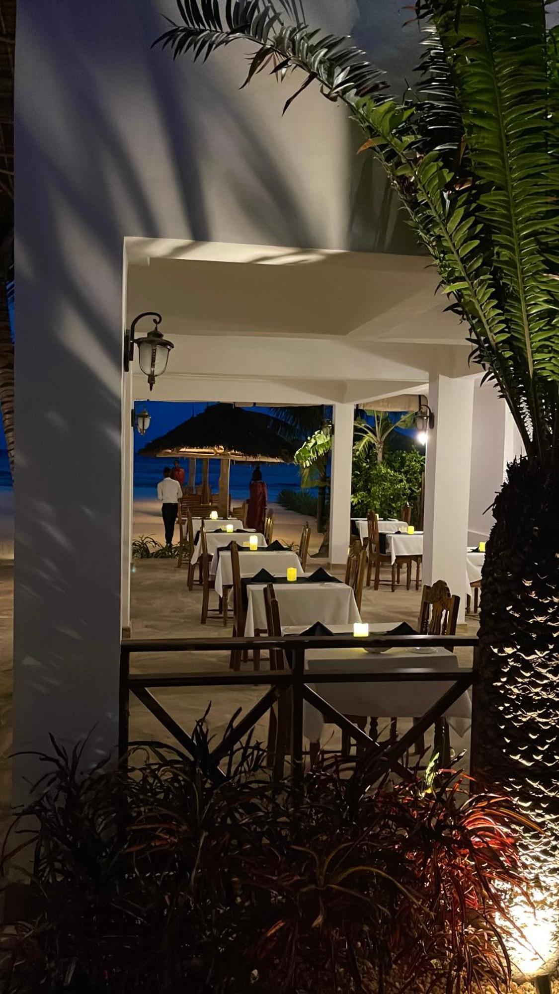 Karibu Beach Resort Pongwe Exteriér fotografie