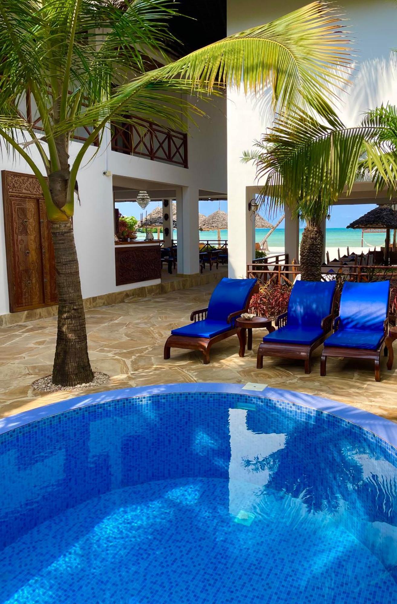 Karibu Beach Resort Pongwe Exteriér fotografie